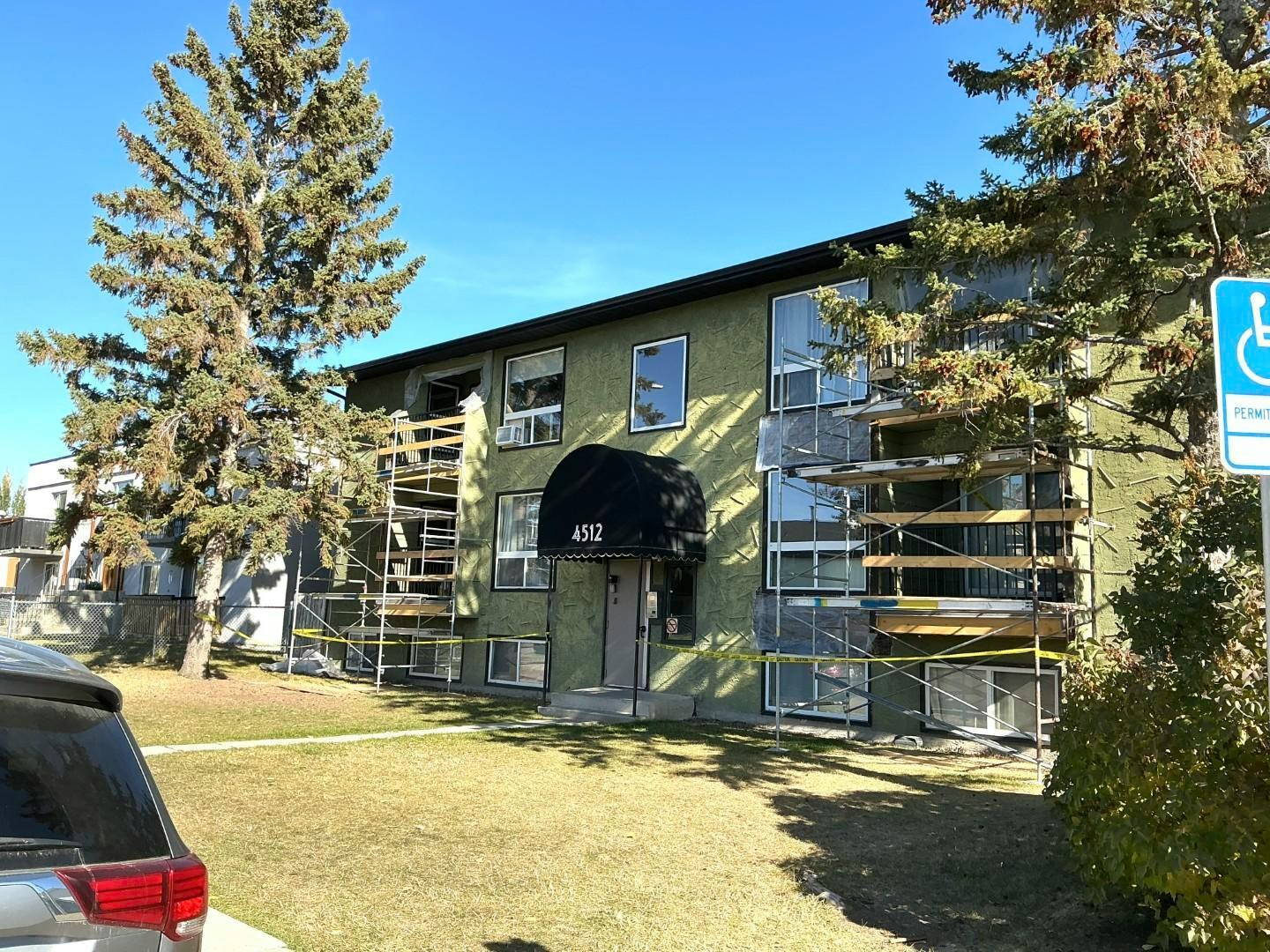 4512 75 Street Northwest, Calgary, AB, T3B 2M9 - 17