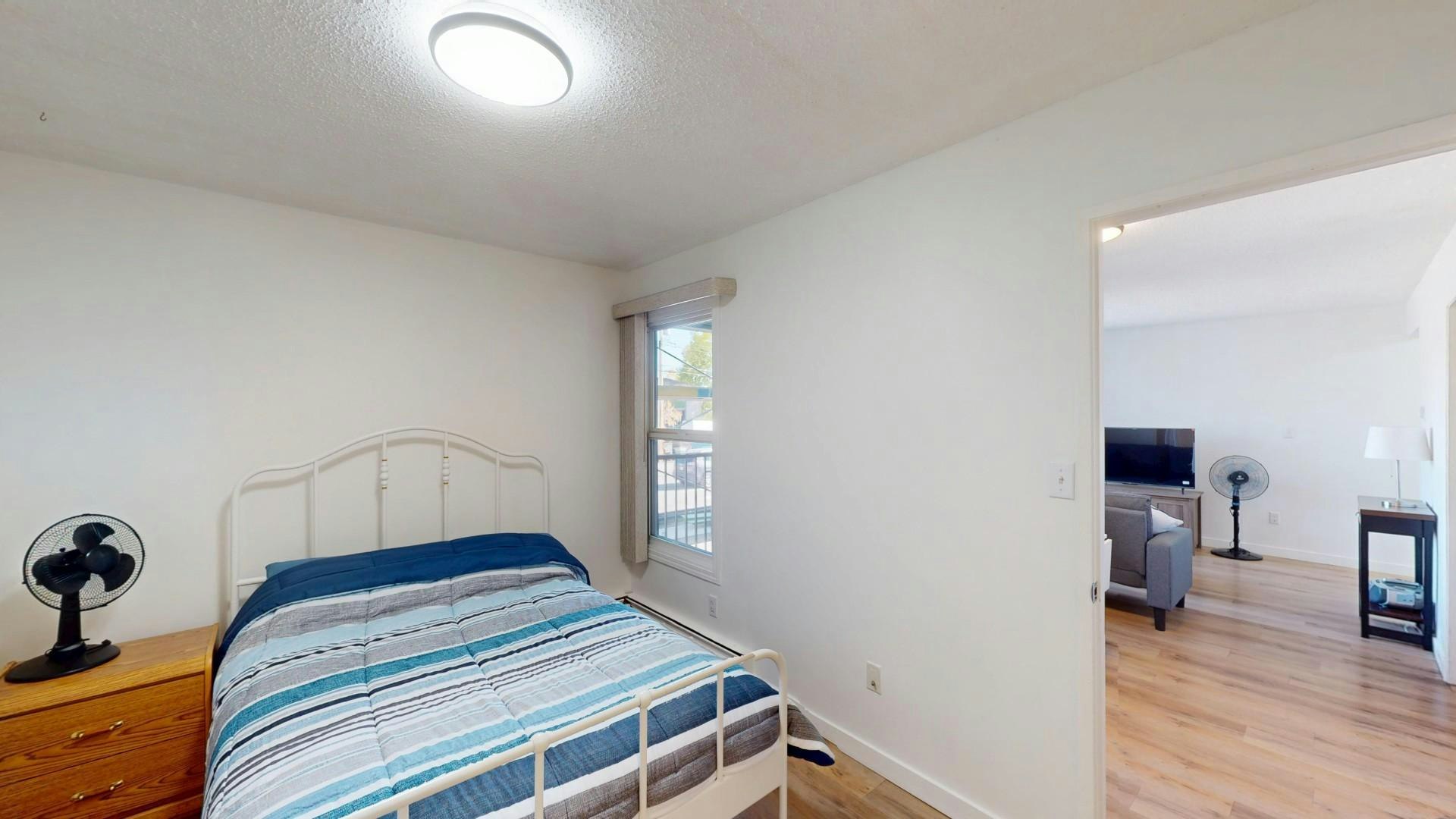 4512 75 Street Northwest, Calgary, AB, T3B 2M9 - 12