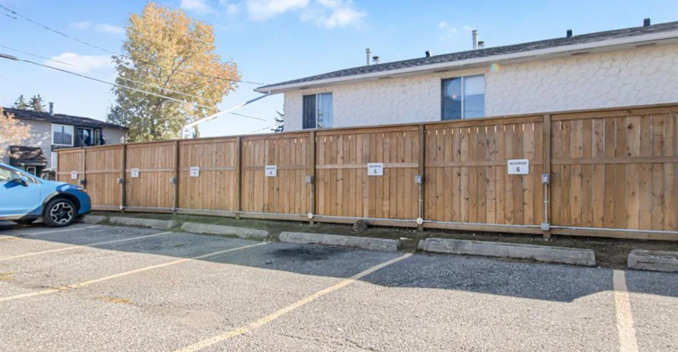 4512 75 Street Northwest, Calgary, AB, T3B 2M9 - 16