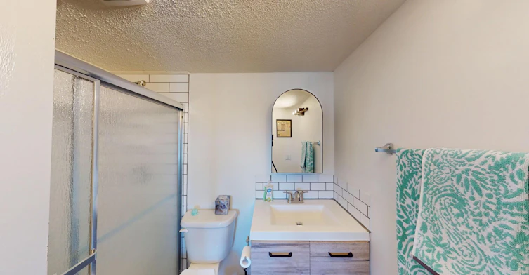 4512 75 Street Northwest, Calgary, AB, T3B 2M9 - 9