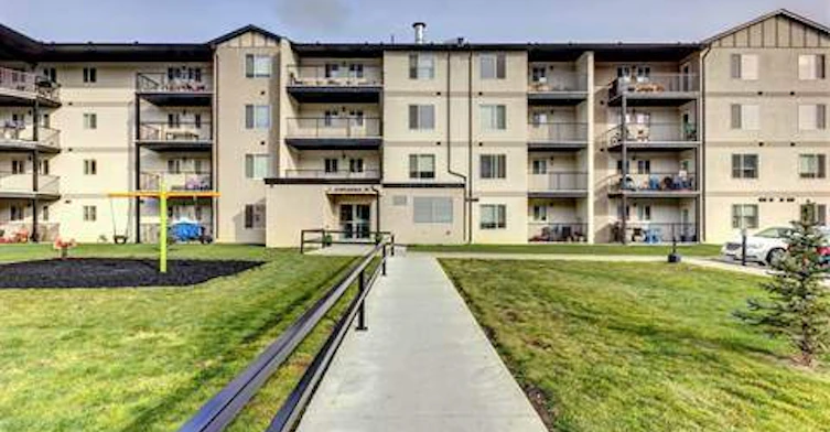 111-121 Mclaughlin Drive, Spruce Grove, AB, T7X 0P1