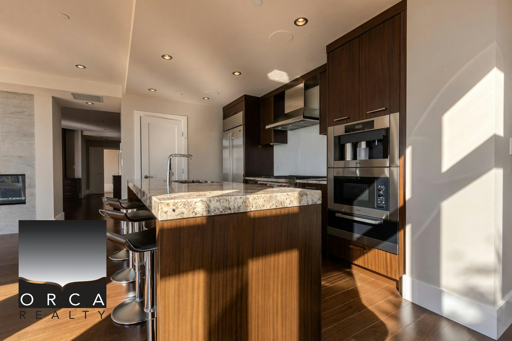 2551 Highgrove Mews, West Vancouver, BC, V7S 3E5 - 5