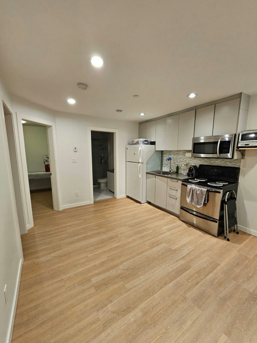 LEFT BASEMENT-3260 East 5th Avenue, Vancouver, BC, V5M 1P3 - 6