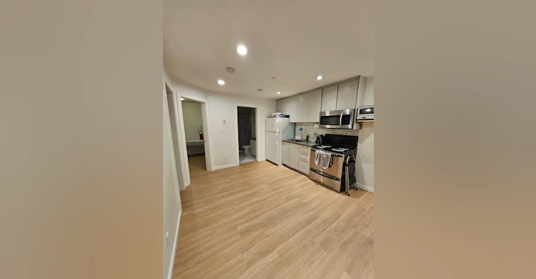 LEFT BASEMENT-3260 East 5th Avenue, Vancouver, BC, V5M 1P3 - 6