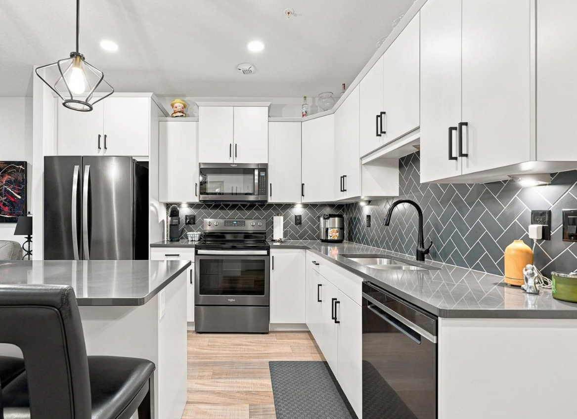 105 Willis Crescent, Saskatoon, SK, S7T 0Z3 - 7