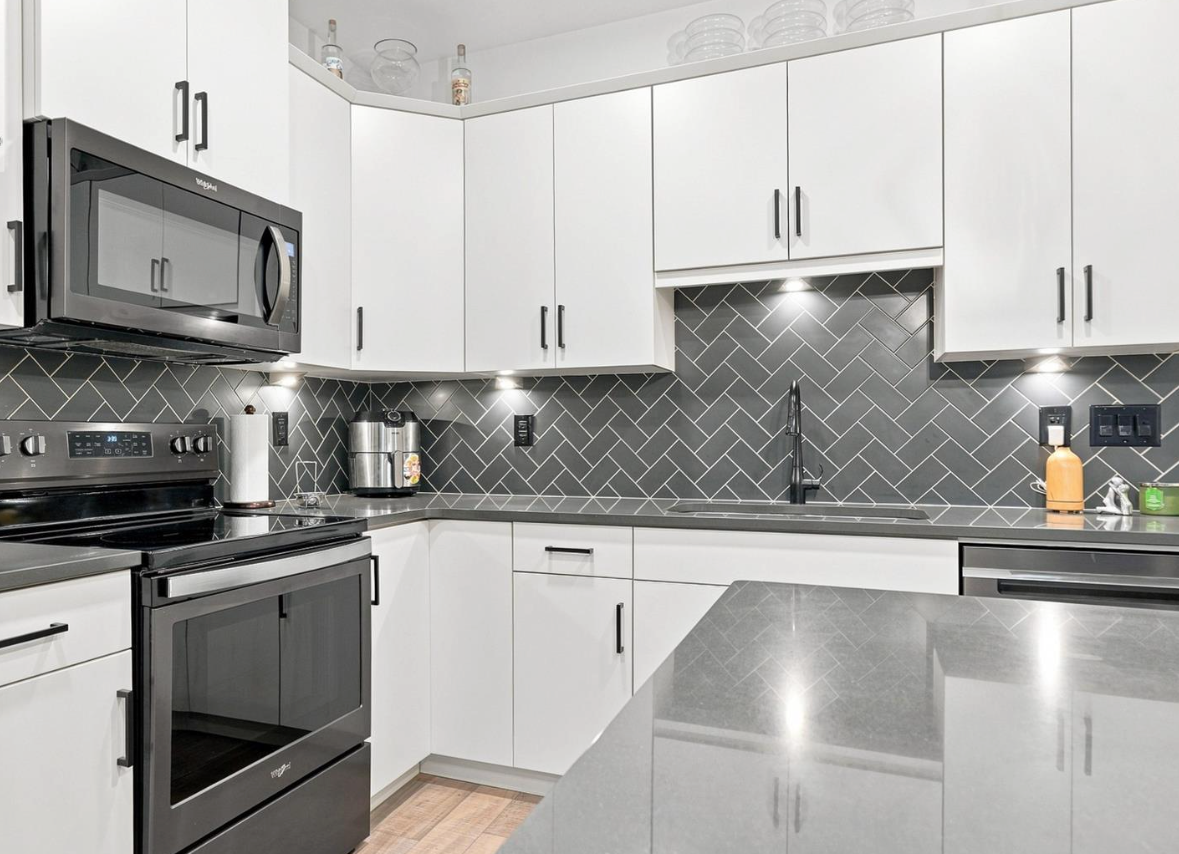 105 Willis Crescent, Saskatoon, SK, S7T 0Z3 - 12