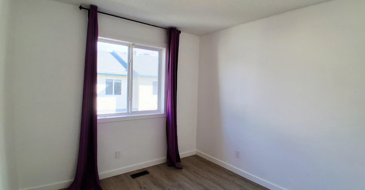 54-10909 106 Street NW, Edmonton, AB, T5H 4M7 - 8