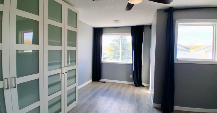 54-10909 106 Street NW, Edmonton, AB, T5H 4M7 - 5