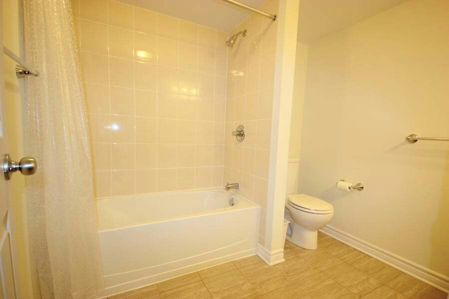 683 Sue Holloway Drive, Ottawa, ON, K2J 5R6 - 6
