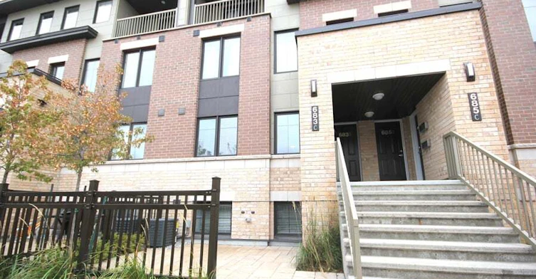 683 Sue Holloway Drive, Ottawa, ON, K2J 5R6