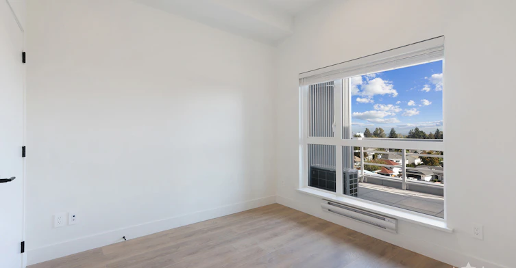 403, , Surrey, BC, V3W 3N5 - 16