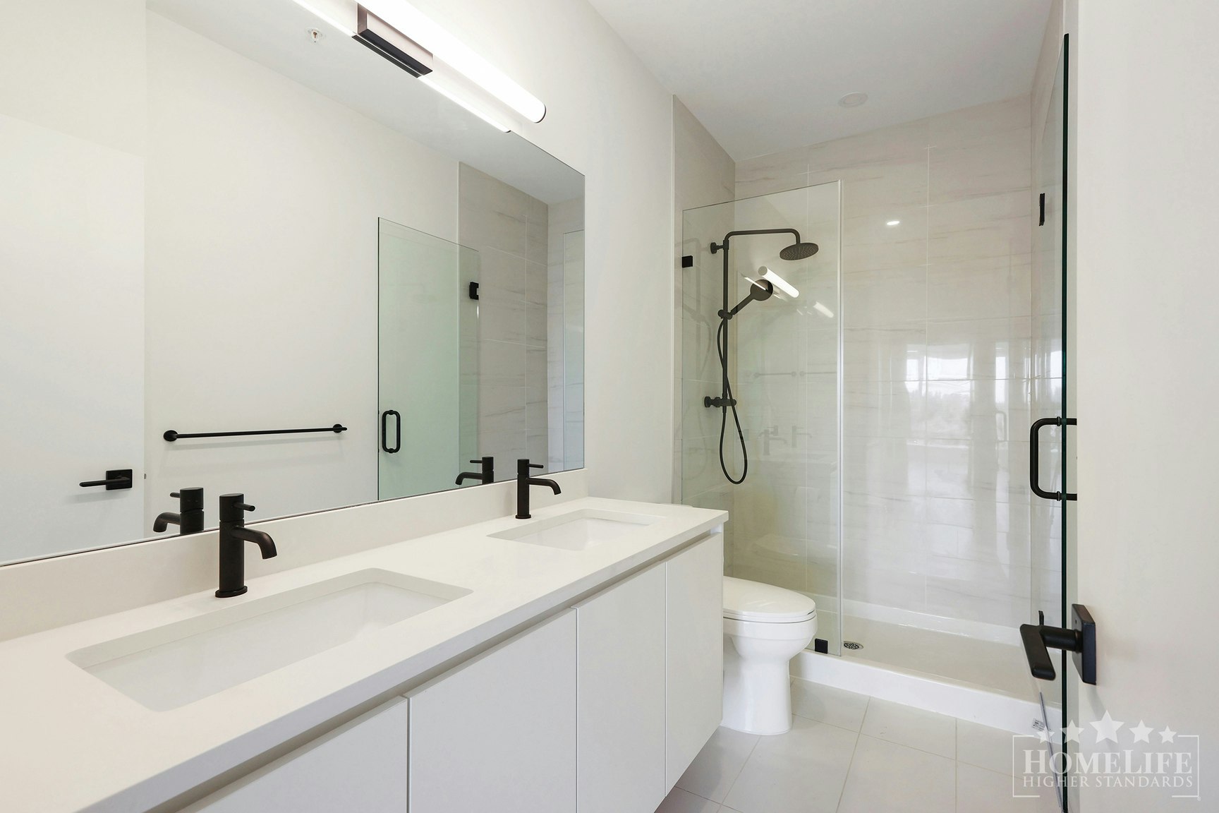 403,  , Surrey, BC, V3W 3N5 - 15