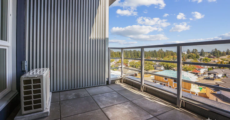 403, , Surrey, BC, V3W 3N5 - 20