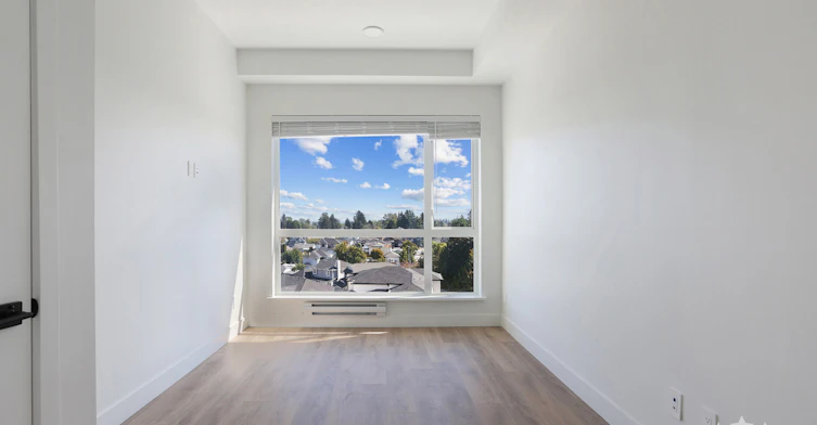 403, , Surrey, BC, V3W 3N5 - 12