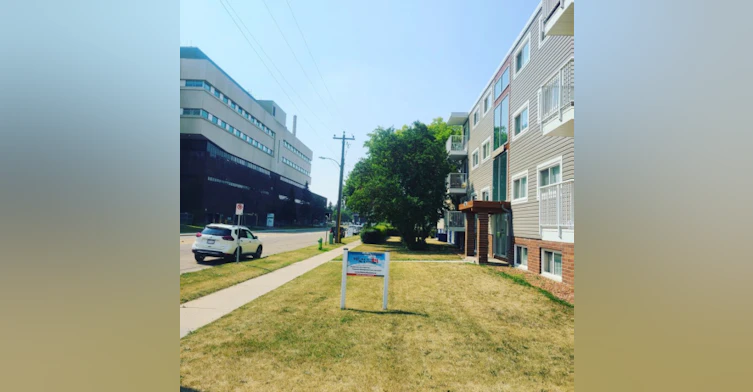 5104 43 Street, Red Deer, AB