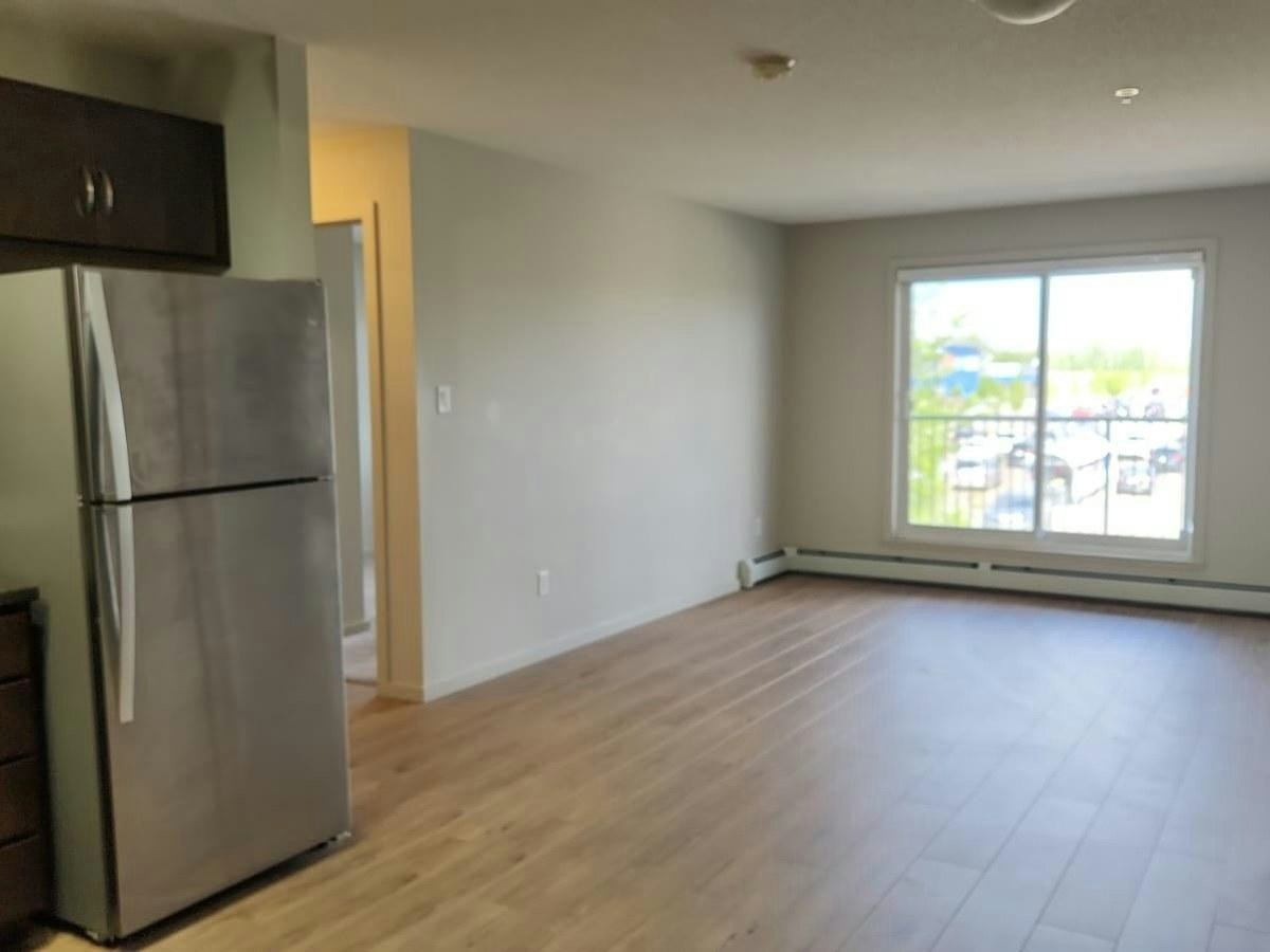 303-5404 7 Avenue Southwest, Edmonton, AB, T6X 2K4 5
