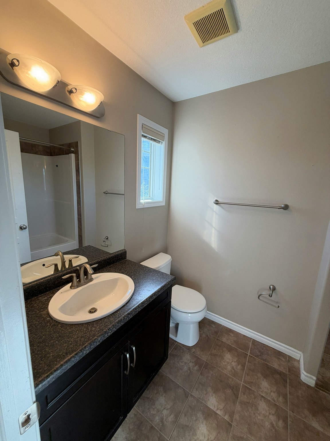 7216 21 Avenue Southwest, Edmonton, AB, T6X 0L5 - 22