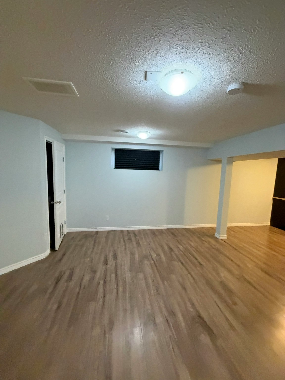 7216 21 Avenue Southwest, Edmonton, AB, T6X 0L5 - 31