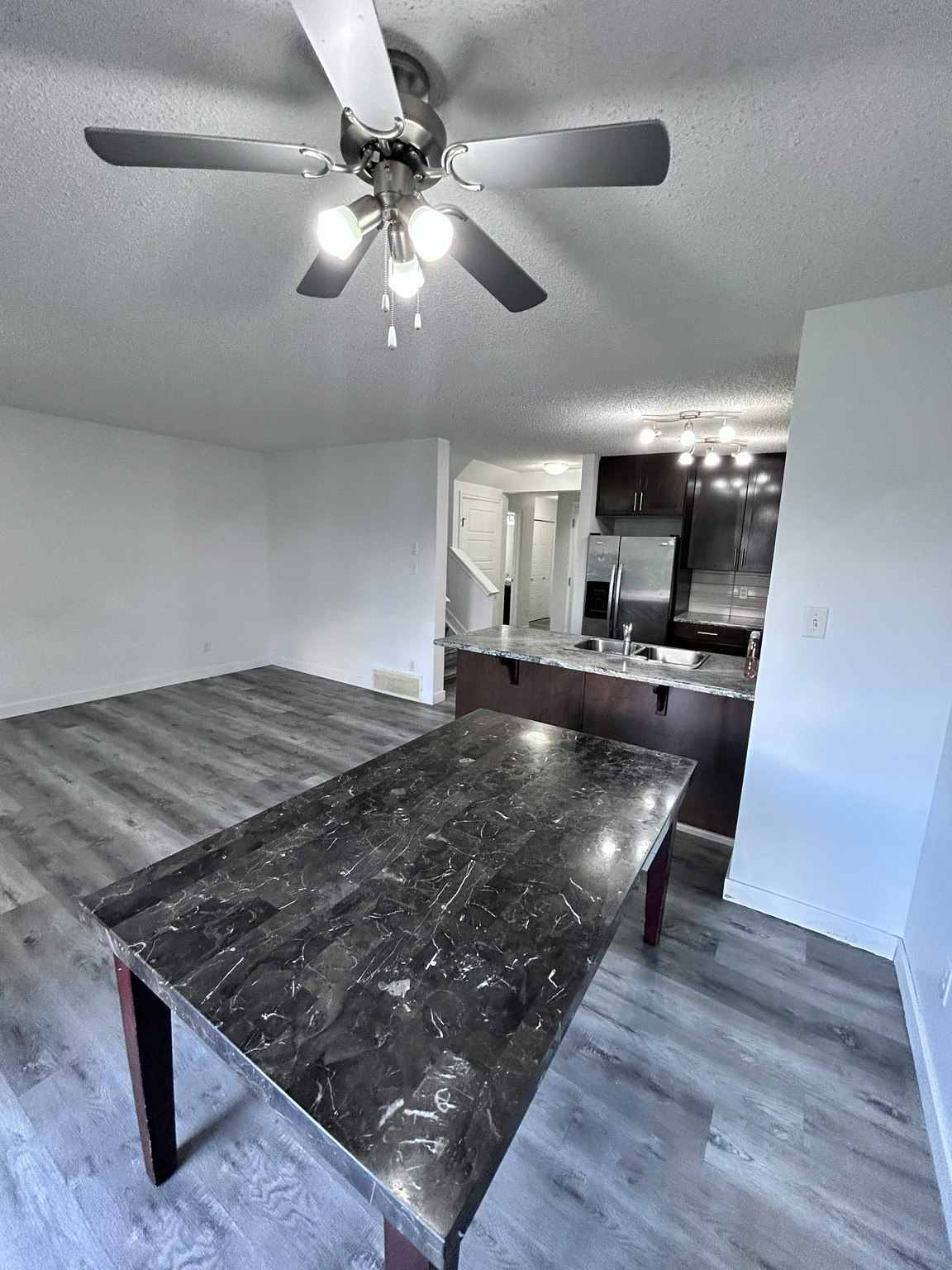 1903 28 Street Northwest, Edmonton, AB, T6T 0K2 - 9