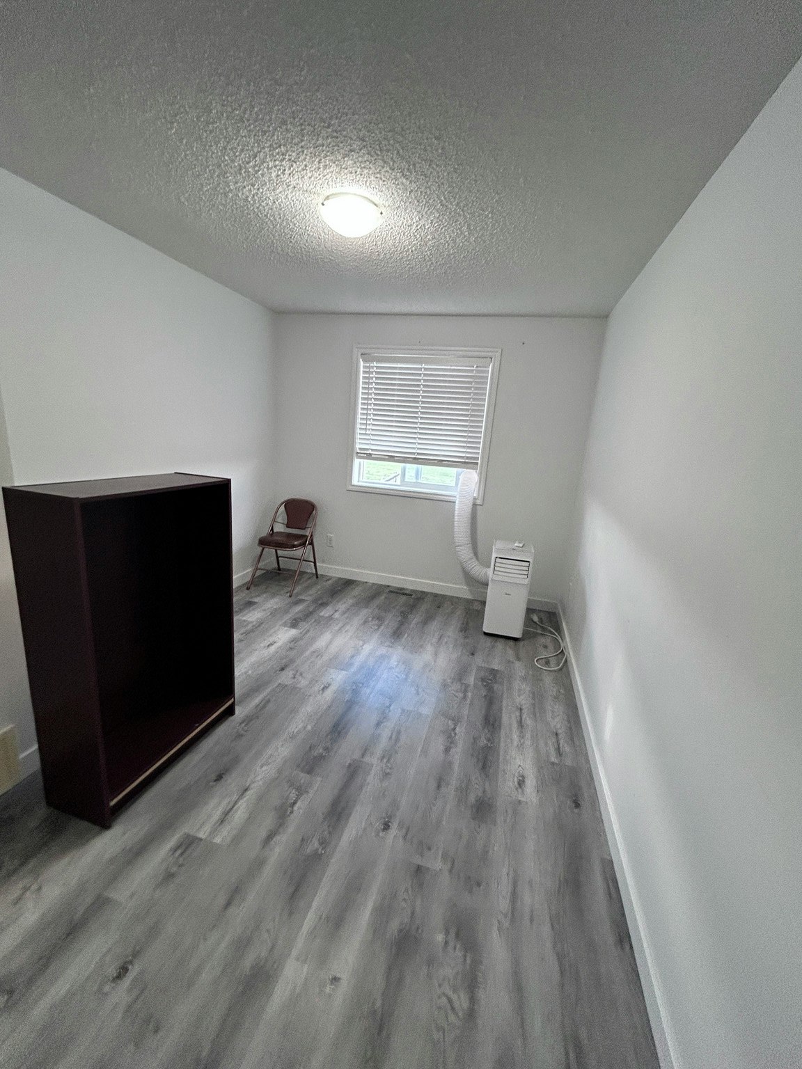 1903 28 Street Northwest, Edmonton, AB, T6T 0K2 - 19