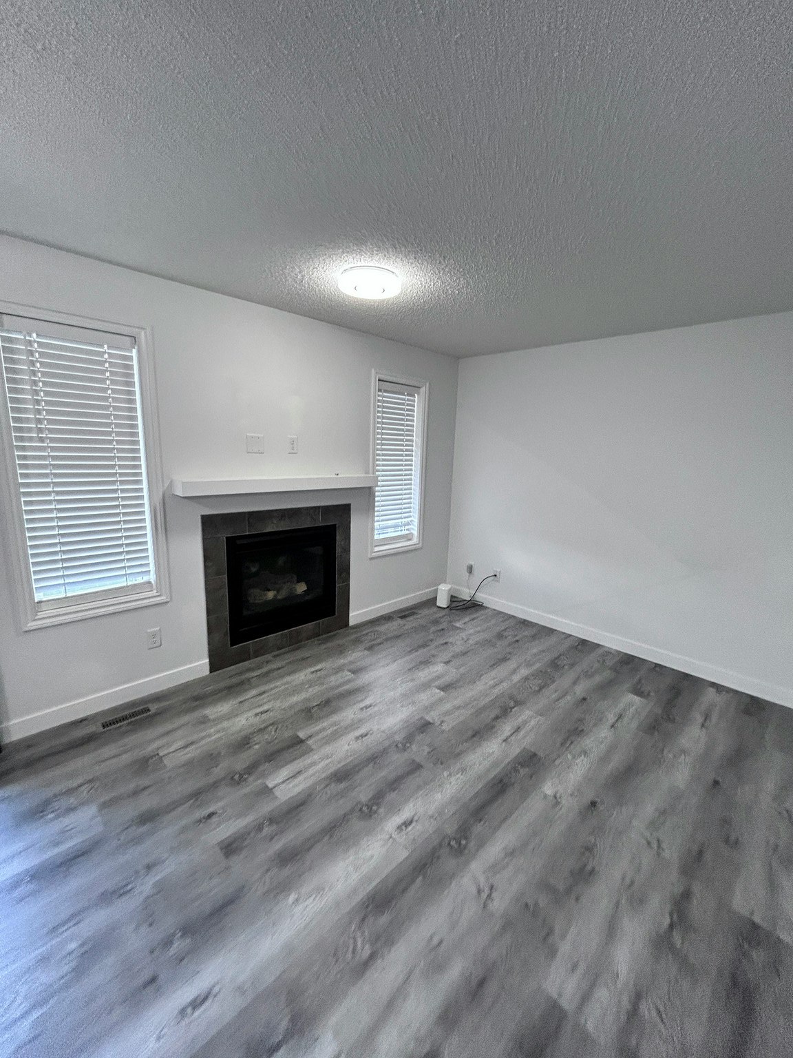 1903 28 Street Northwest, Edmonton, AB, T6T 0K2 - 7