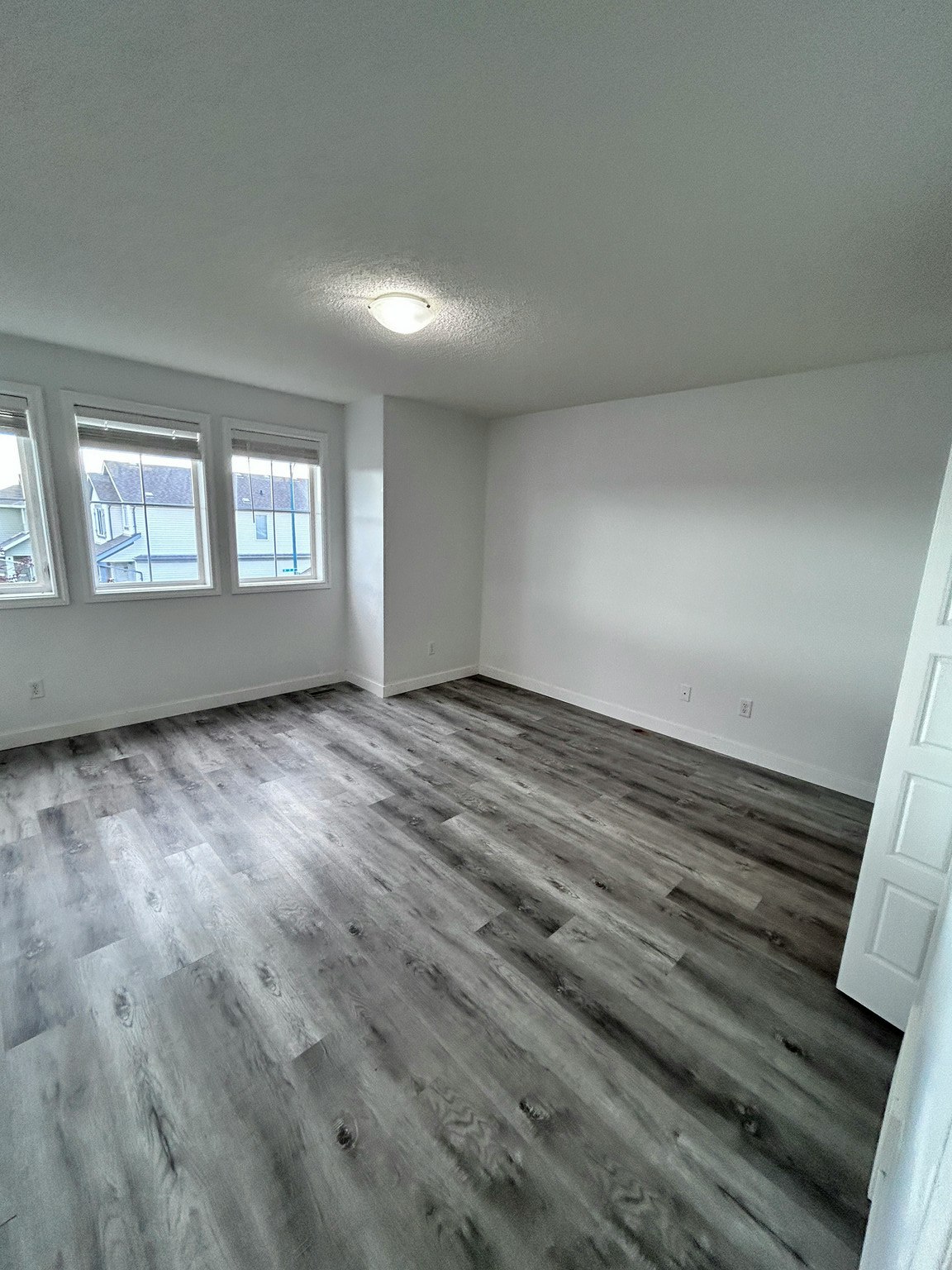 1903 28 Street Northwest, Edmonton, AB, T6T 0K2 - 14