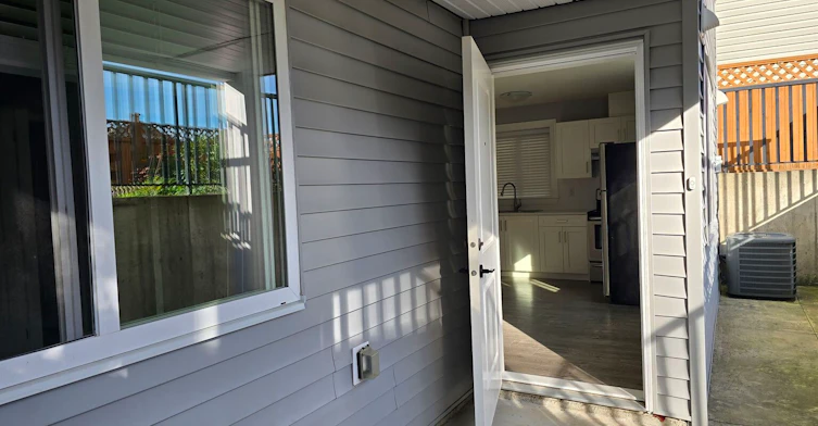 20522 70 Avenue, Langley, BC, V2Y 0W4 - 6