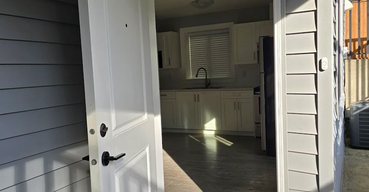 20522 70 Avenue, Langley, BC, V2Y 0W4 - 7