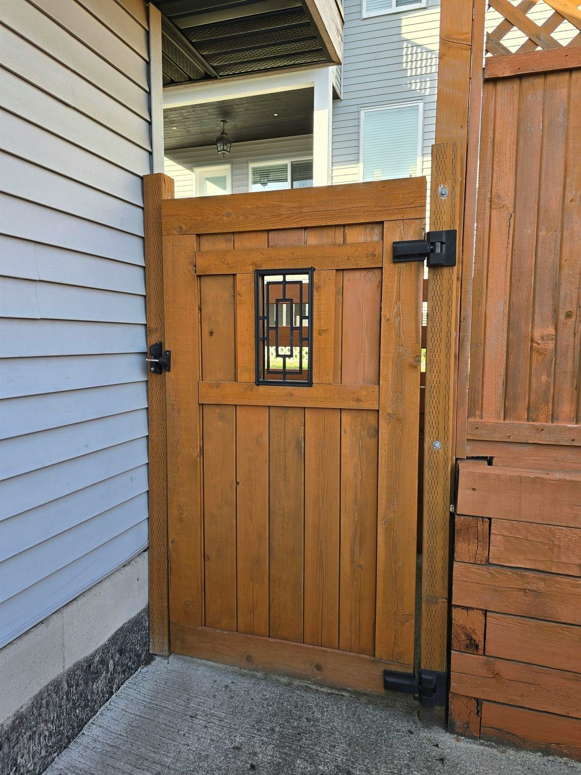20522 70 Avenue, Langley, BC, V2Y 0W4 - 3