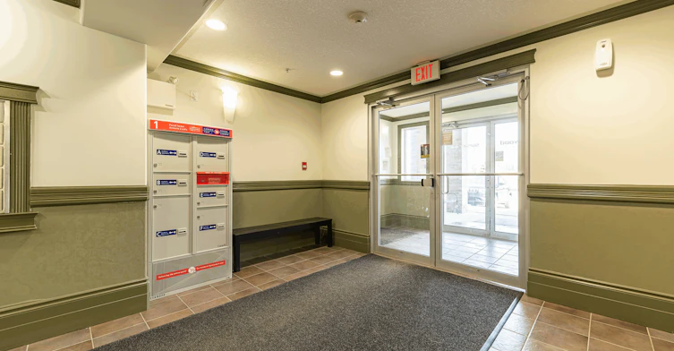 112-5625 13 Avenue, Edson, AB, T7E 1Y2 - 12