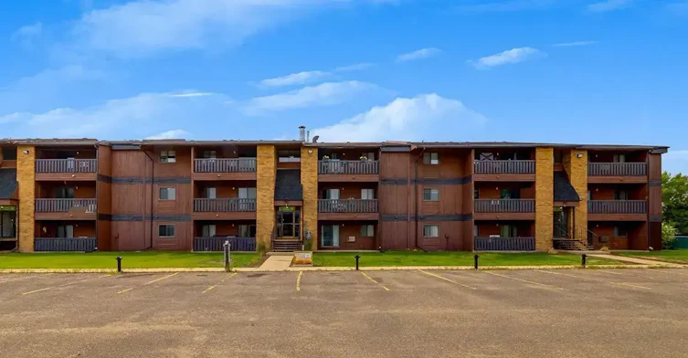D301-3005 56 Avenue, Lloydminster City West, AB, T9V 1Z6 - 27
