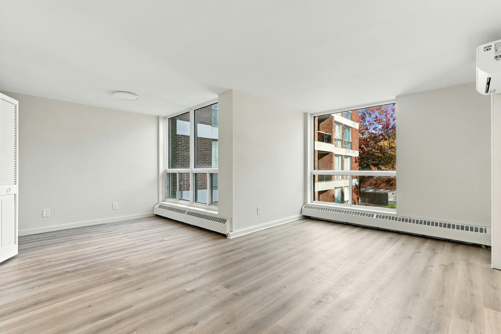5755 Sir Walter Scott Avenue, Côte-Saint-Luc, QC, H4W 1S4 - 20