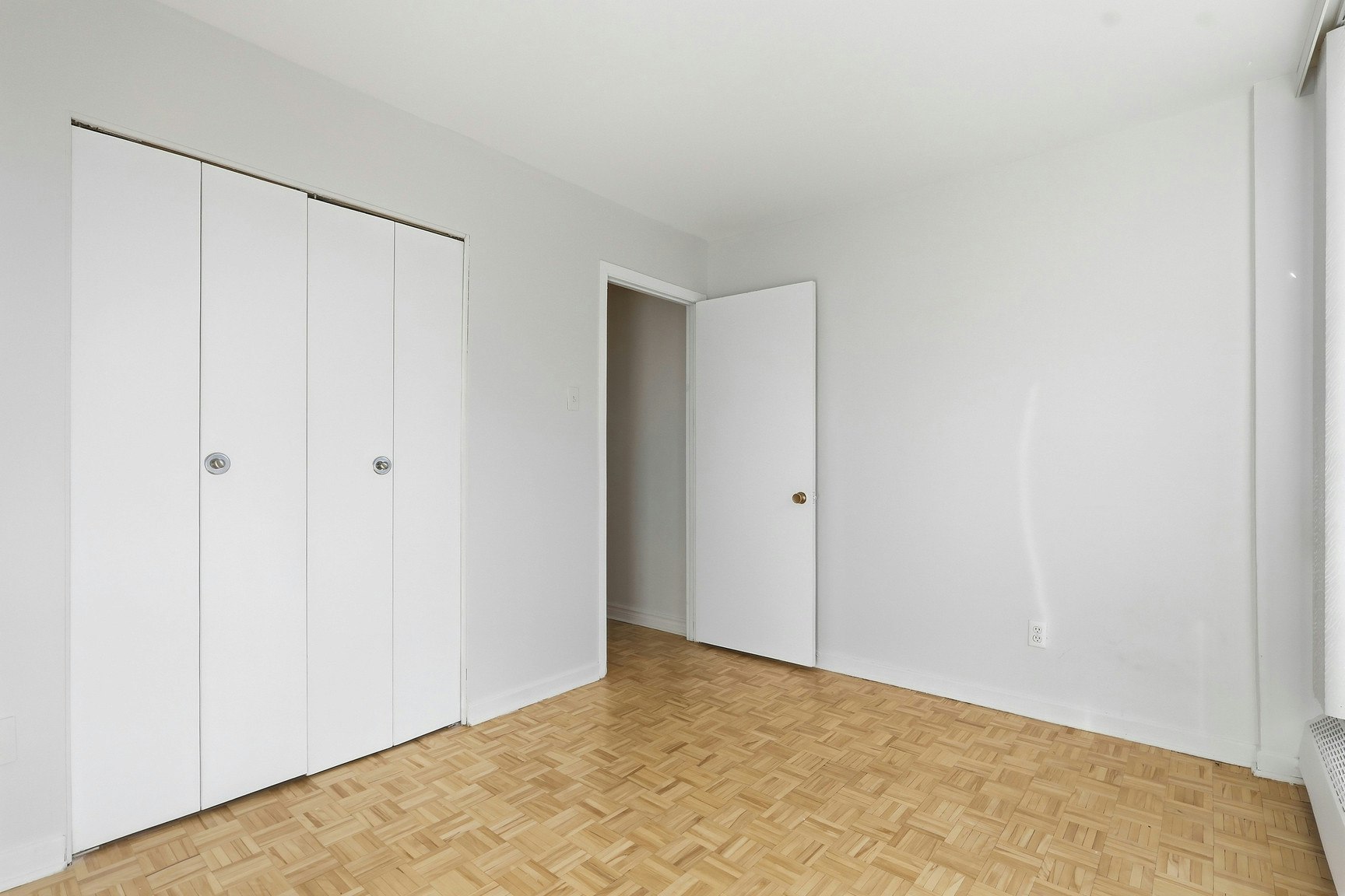 5755 Sir Walter Scott Avenue, Côte-Saint-Luc, QC, H4W 1S4 - 9