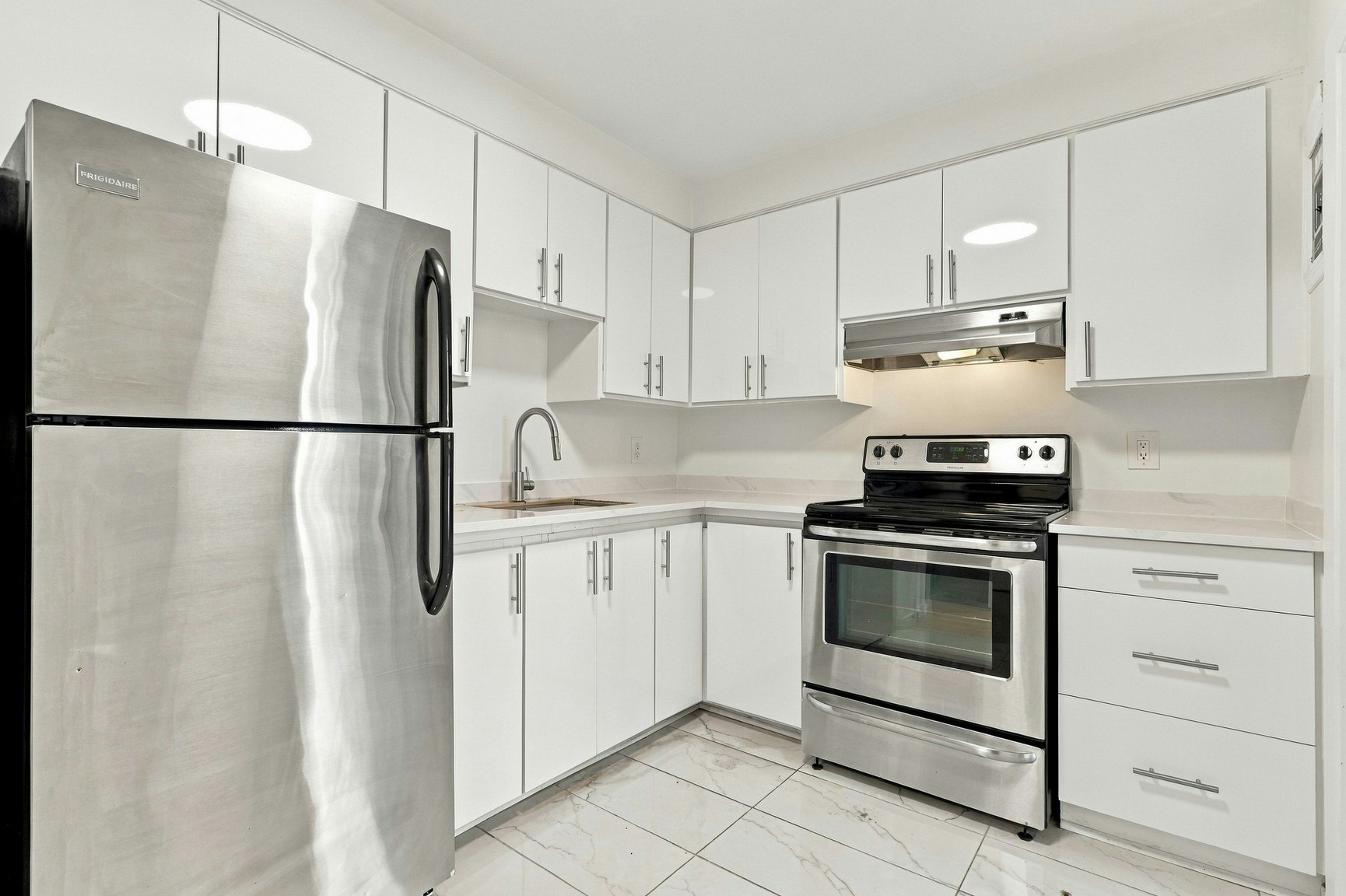5755 Sir Walter Scott Avenue, Côte-Saint-Luc, QC, H4W 1S4 - 22