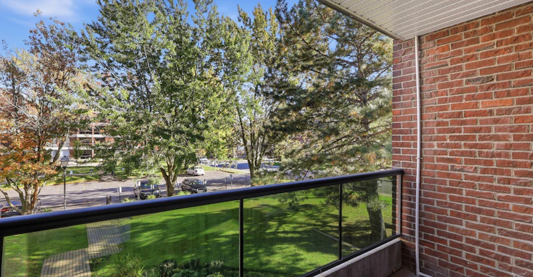 5755 Sir Walter Scott Avenue, Côte-Saint-Luc, QC, H4W 1S4 - 26