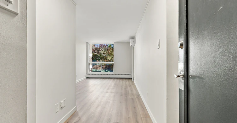 5755 Sir Walter Scott Avenue, Côte-Saint-Luc, QC, H4W 1S4 - 18