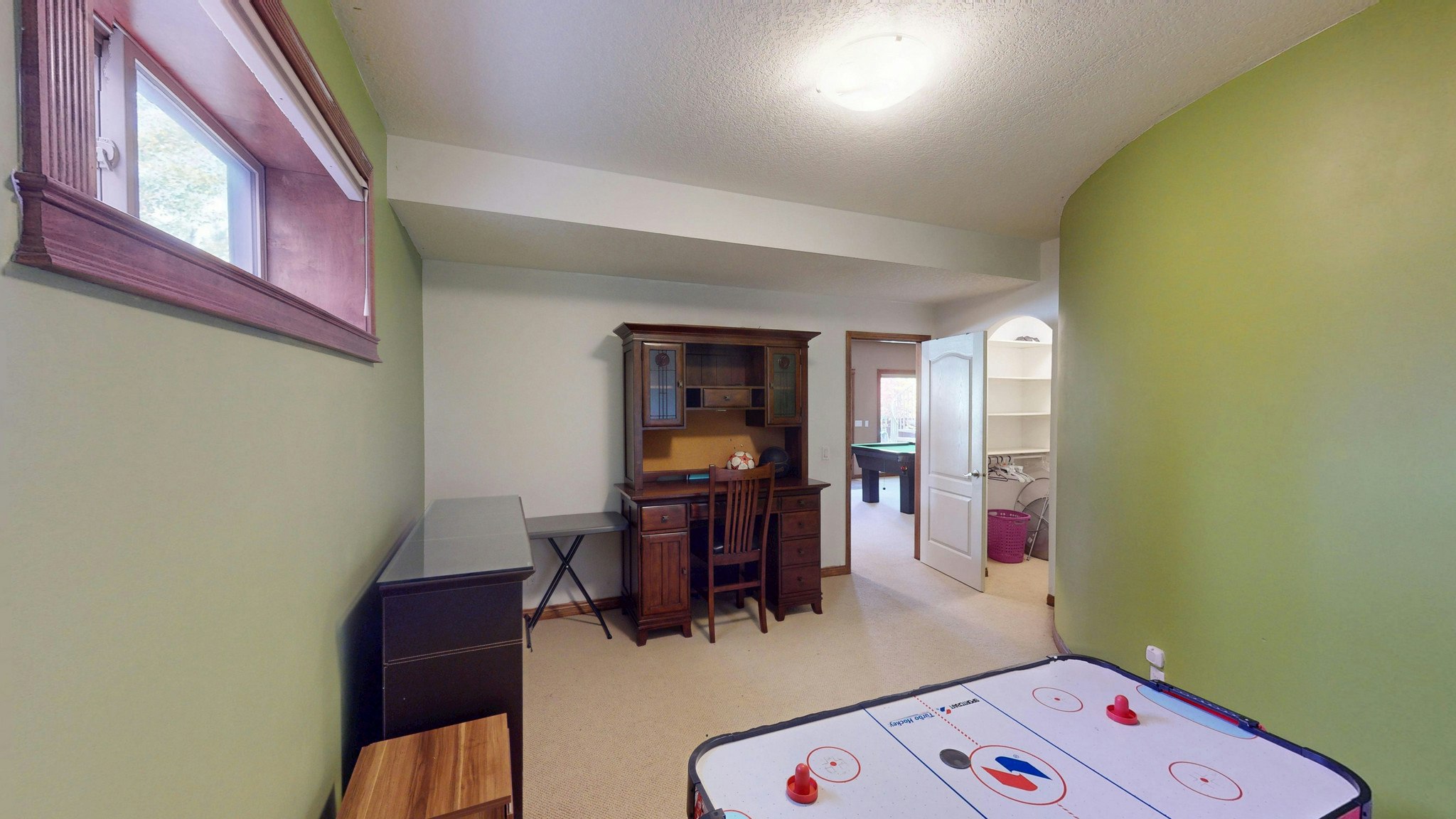 35 Tremblant Point SW, Calgary, AB, T3H 0B9 - 28