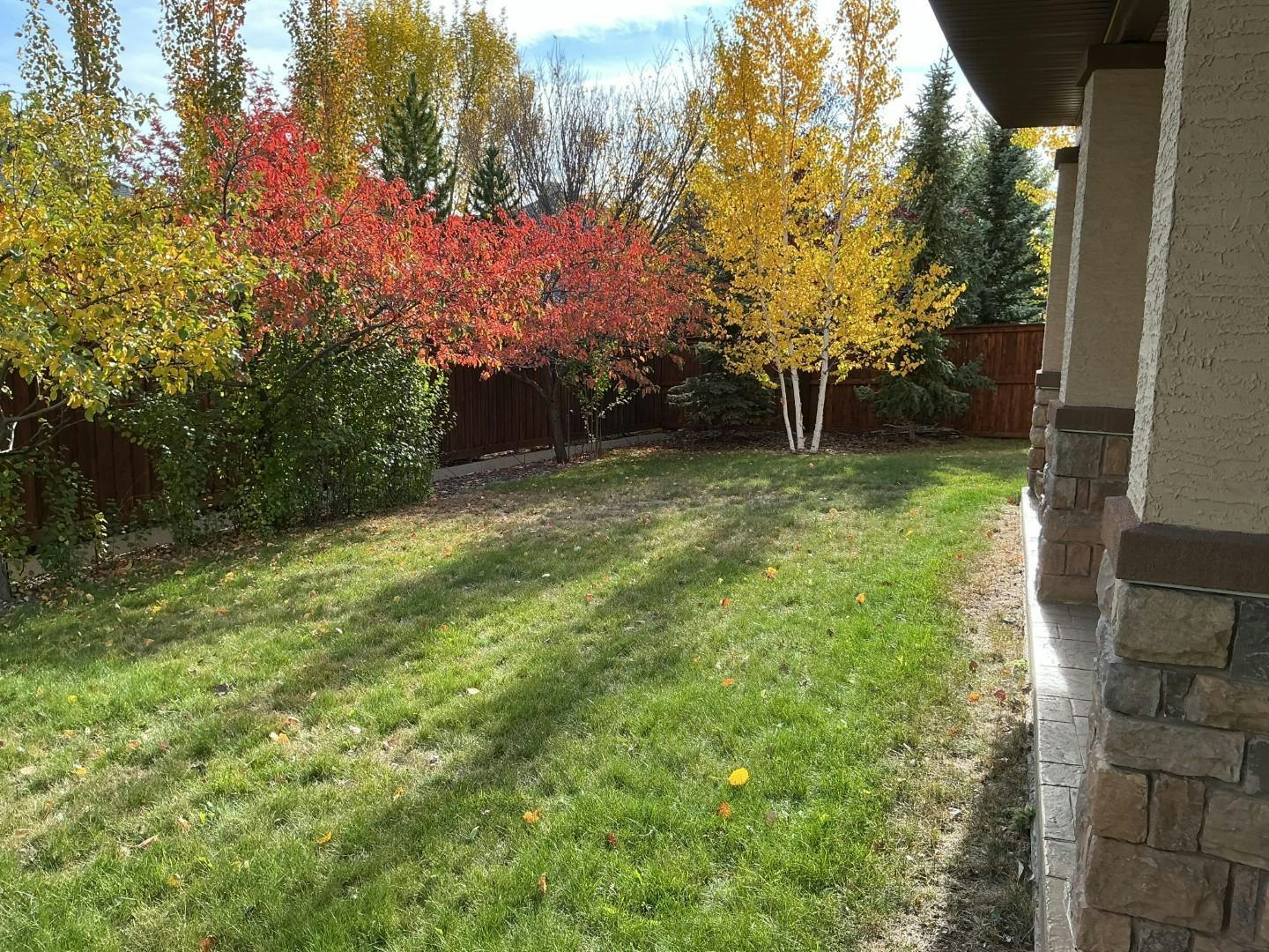 35 Tremblant Point SW, Calgary, AB, T3H 0B9 - 37