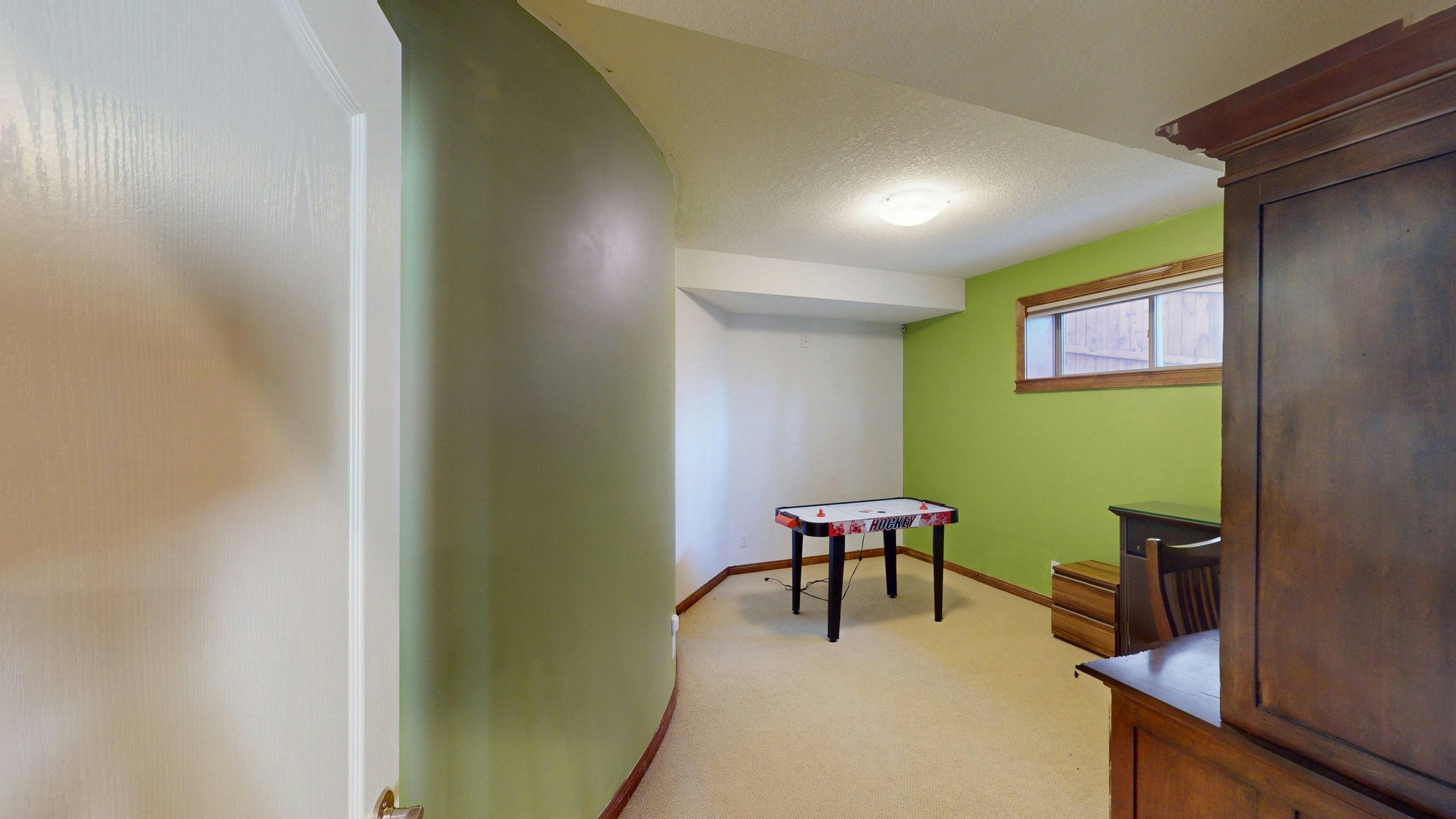 35 Tremblant Point SW, Calgary, AB, T3H 0B9 - 27
