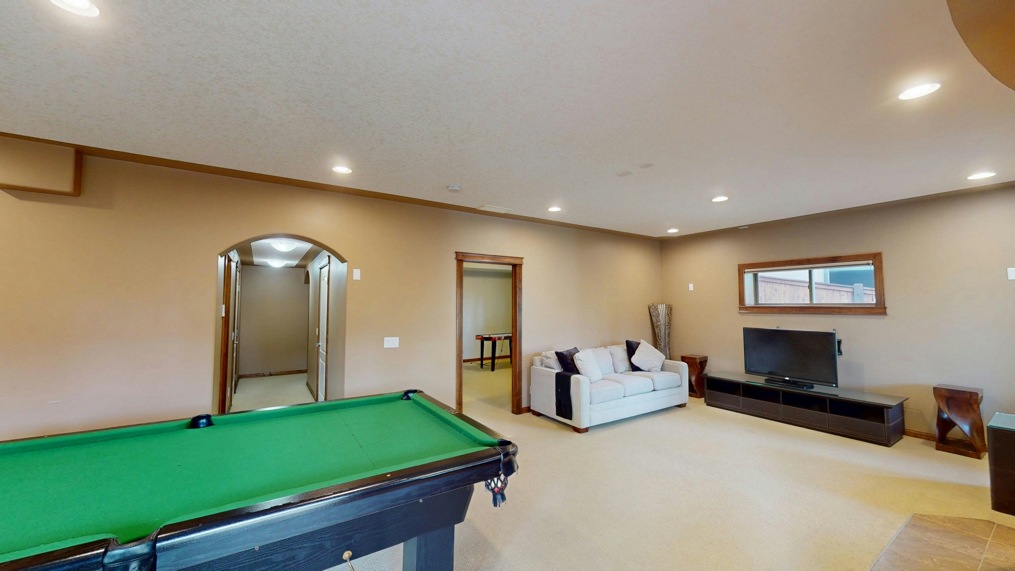 35 Tremblant Point SW, Calgary, AB, T3H 0B9 - 25
