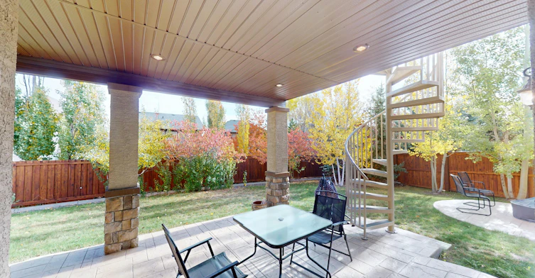 35 Tremblant Point SW, Calgary, AB, T3H 0B9 - 30