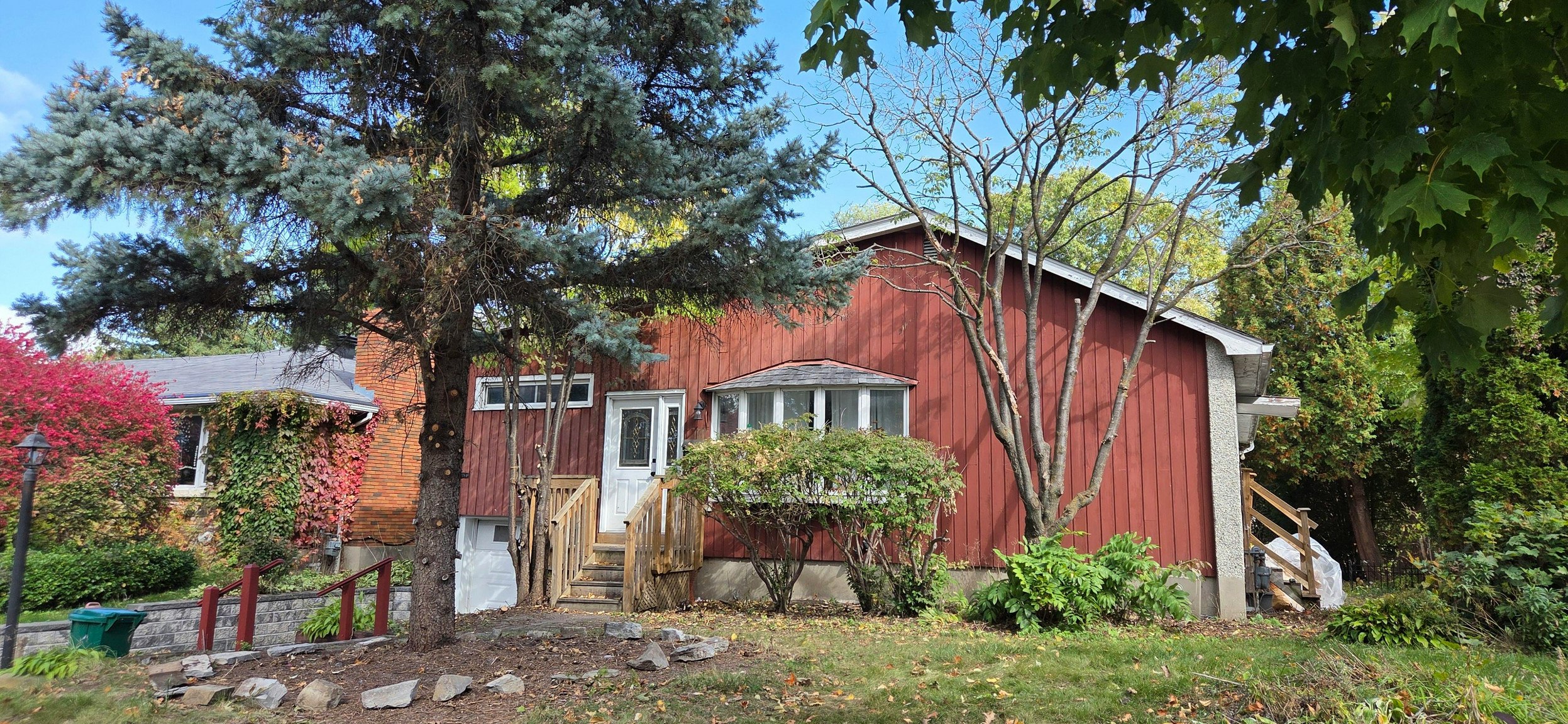 869-869 Rex Avenue, Ottawa, ON, K2A 2P6