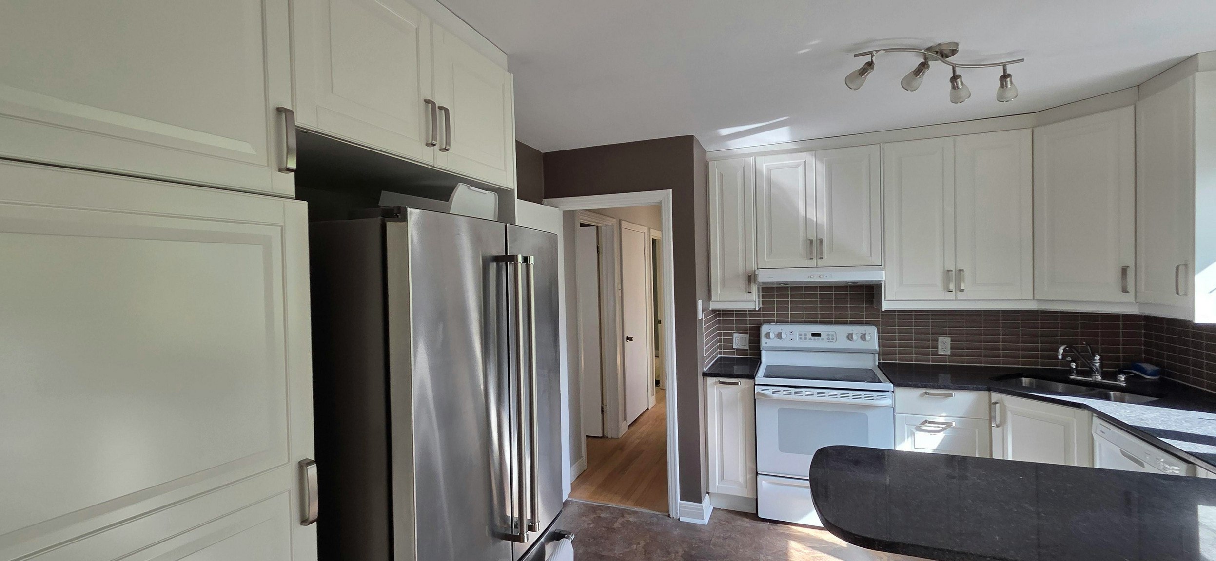869-869 Rex Avenue, Ottawa, ON, K2A 2P6 - 29