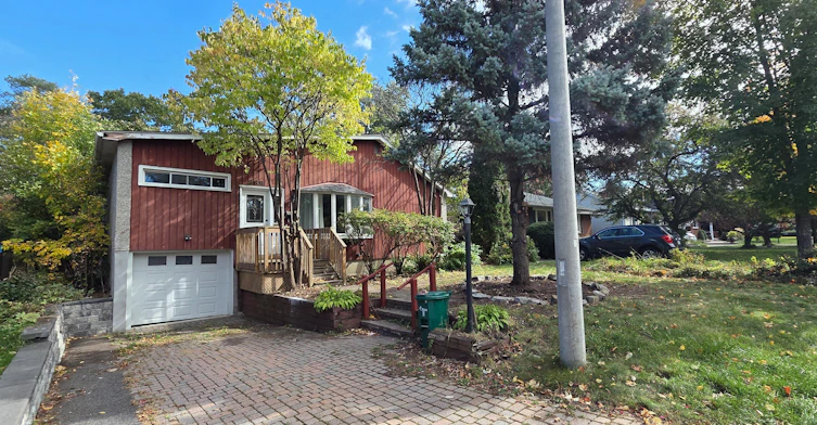 869-869 Rex Avenue, Ottawa, ON, K2A 2P6 - 2