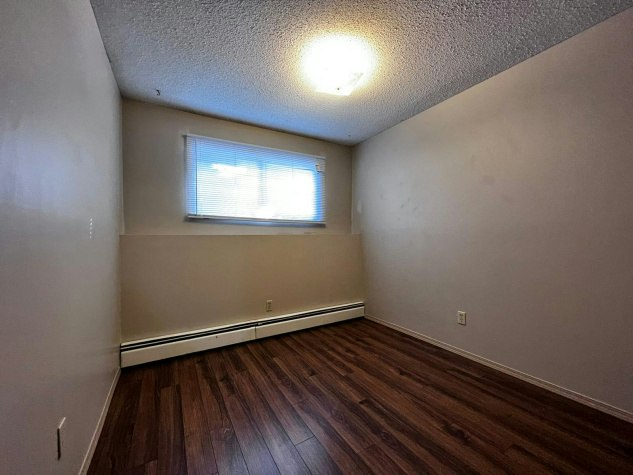5220 41 Street, Innisfail, AB, T4G 1C4 - 8