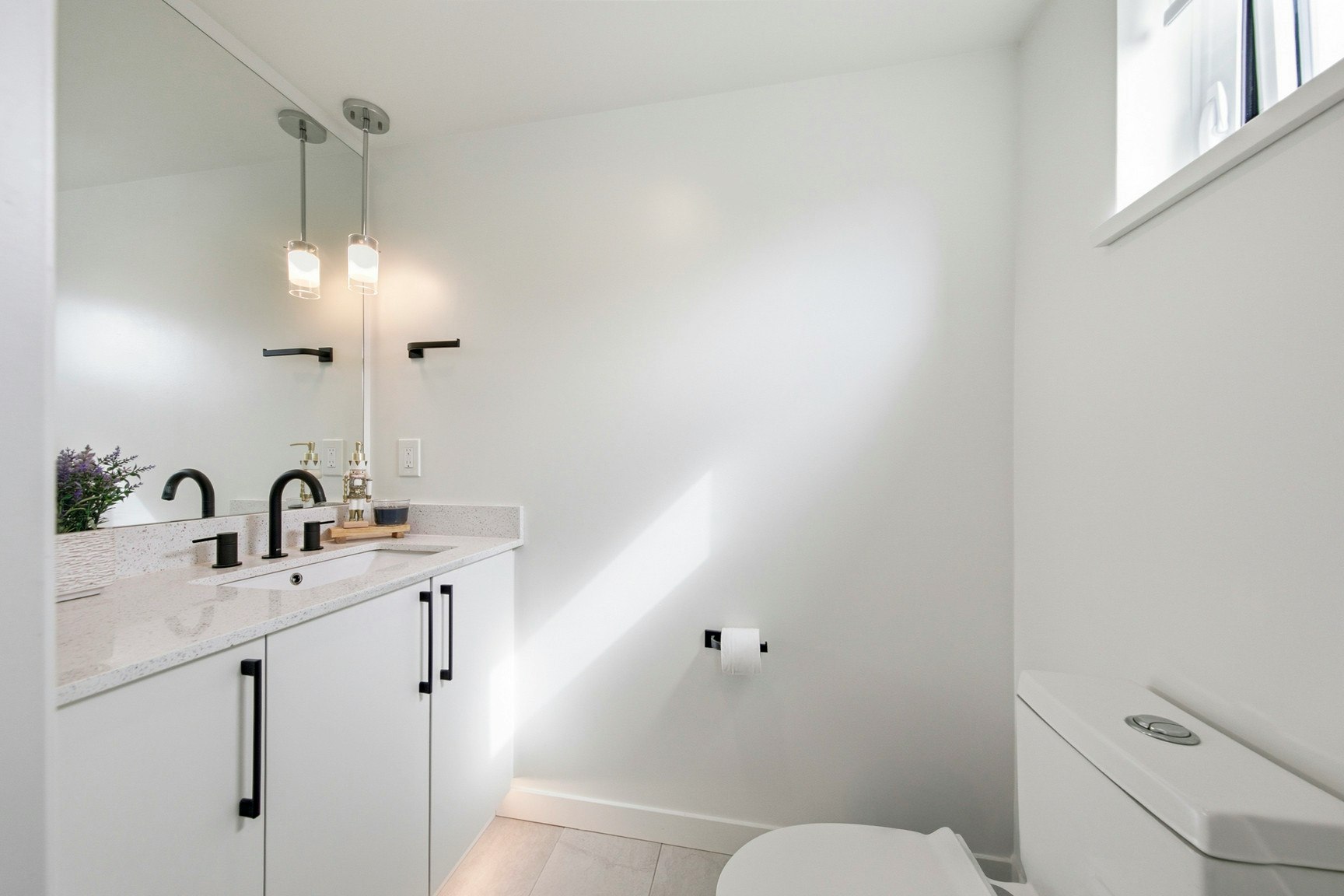 555 East 2nd Street, North Vancouver, BC, V7L 1E1 - 14
