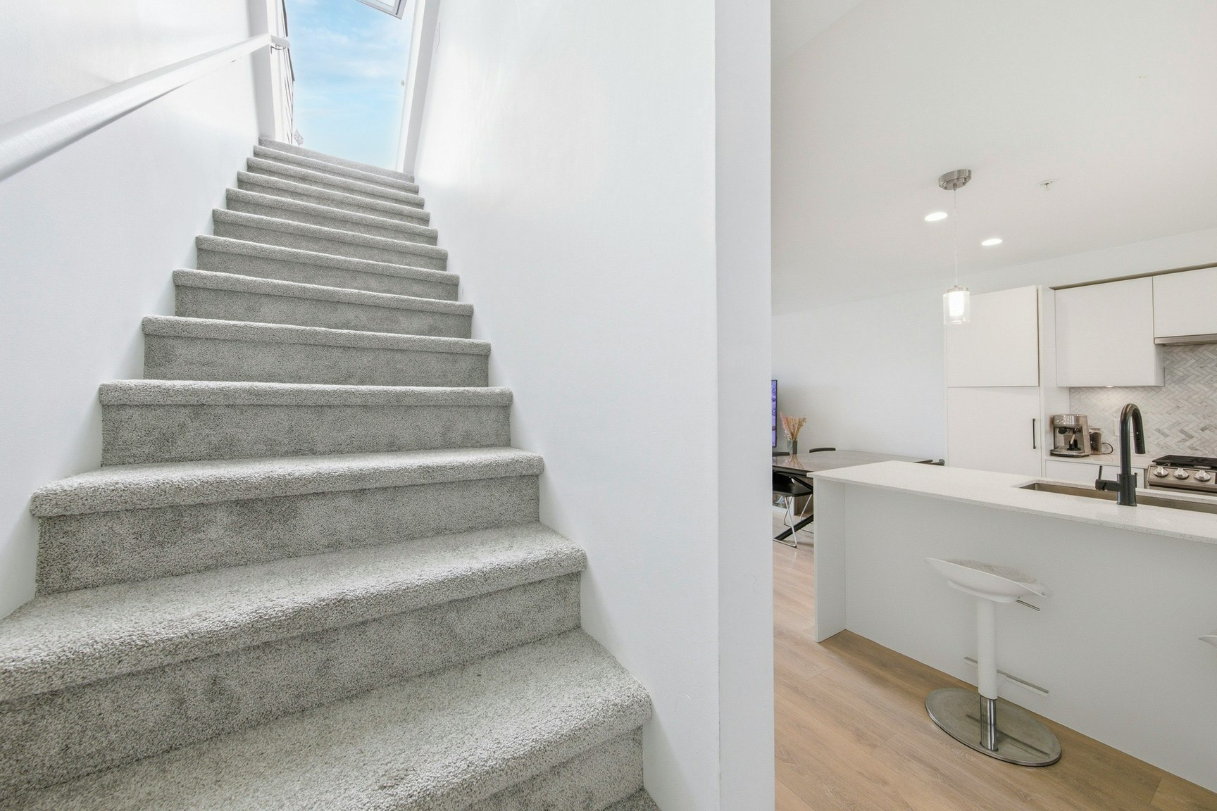 555 East 2nd Street, North Vancouver, BC, V7L 1E1 - 9