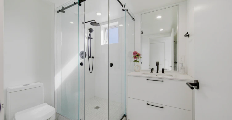 555 East 2nd Street, North Vancouver, BC, V7L 1E1 - 15