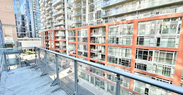 514-30 Nelson Street, Toronto, ON, M5V 0H5 - 12