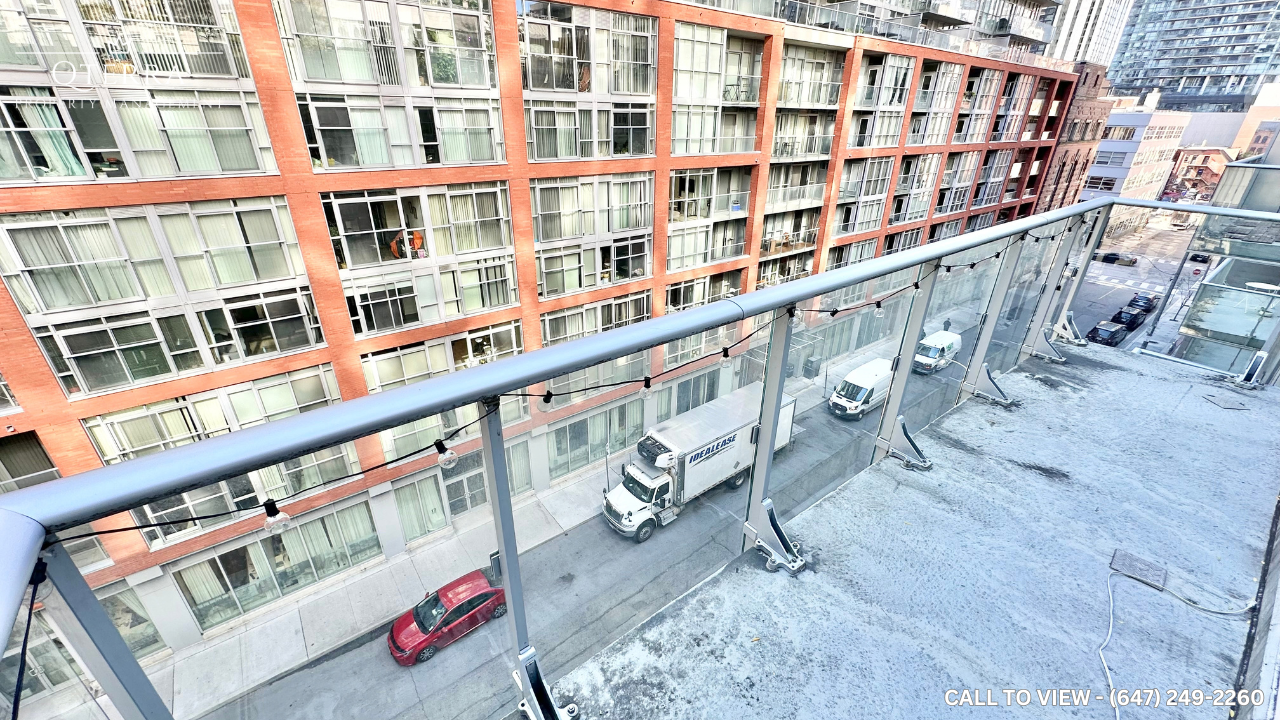 514-30 Nelson Street, Toronto, ON, M5V 0H5 - 11